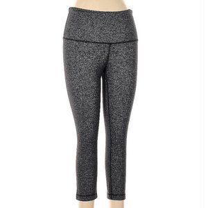 Lululemon Athletica Active Leggings/Capri Mid Rise Grey Size 6 - New